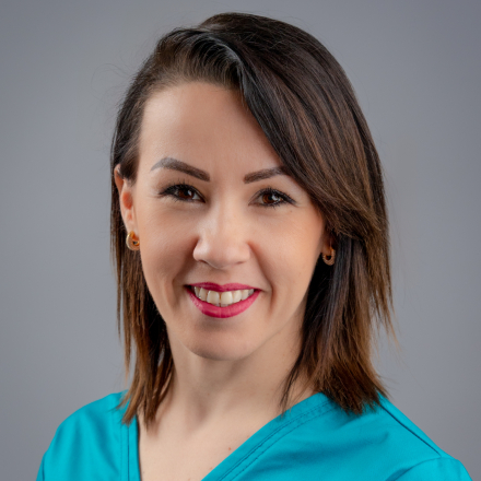 Dr. Dr. Kata Sasvári